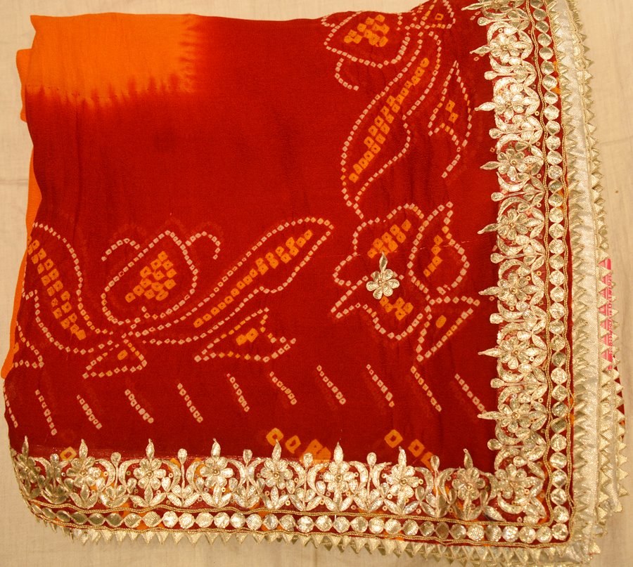 Wholesale bandhani sarees in Kanpur, Uttar Pradesh, India from wholesalers  best bandhej sarees price